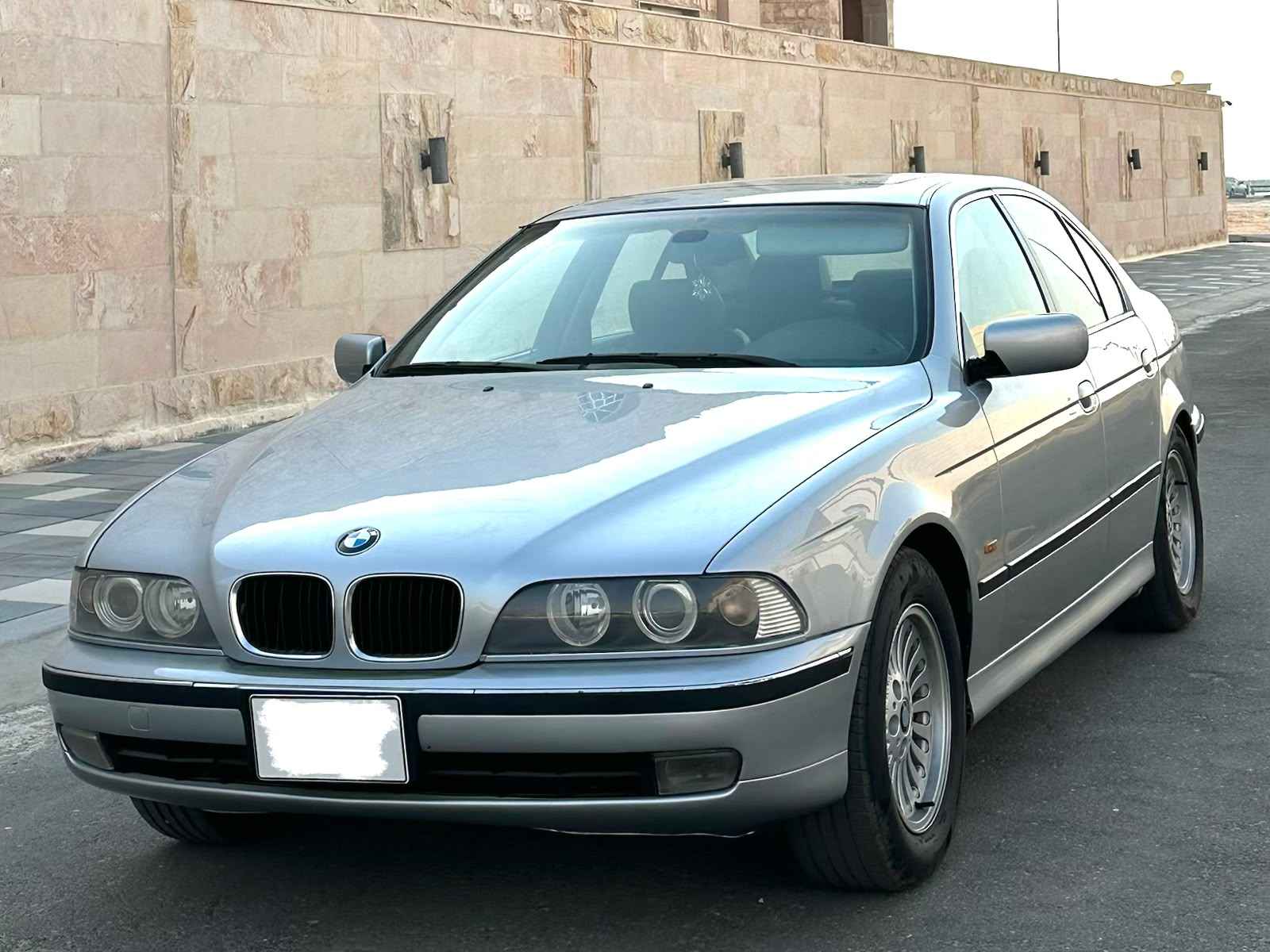 BMW