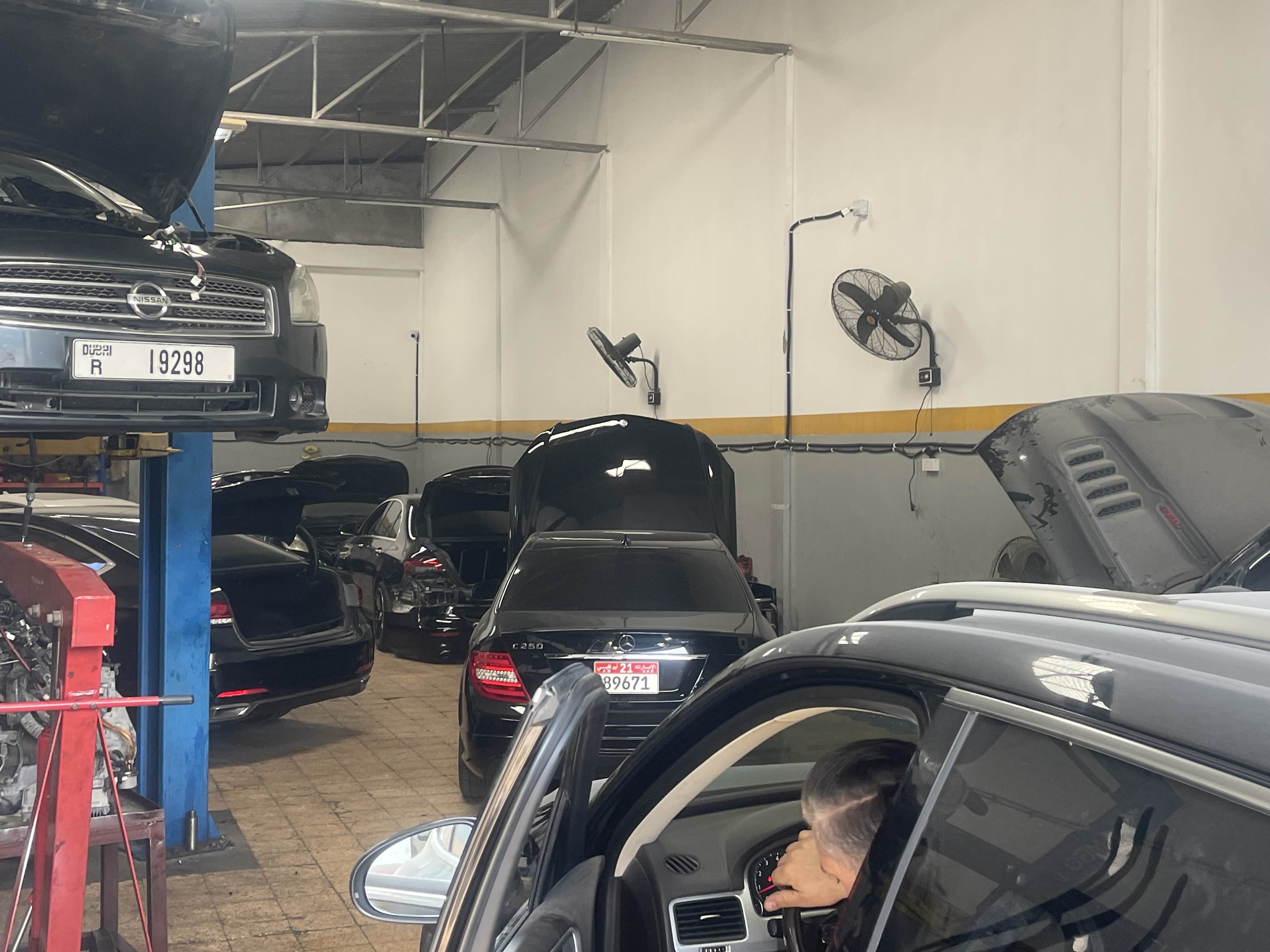 RUKN Al Tafawwoq متخصص لكزس، تويوتا